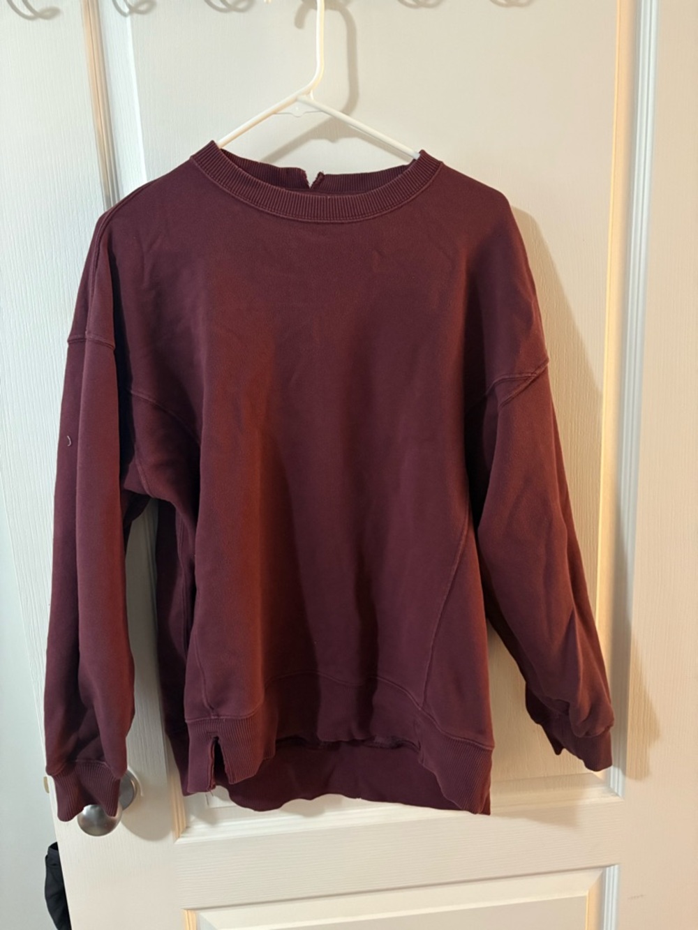 Aerie Oversized Crewneck Sweatshirt Burgundy Distressed XS